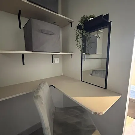 Beach Apartment *